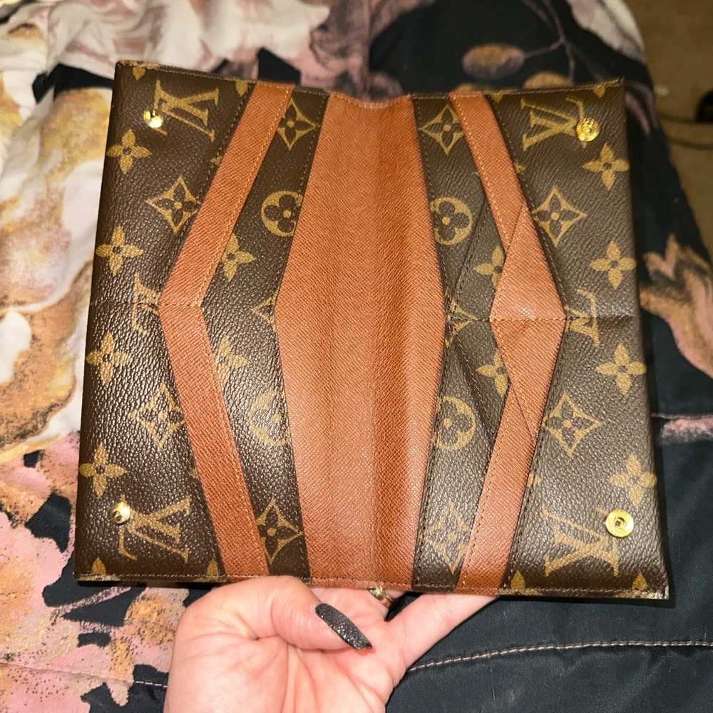 🦄RARE Louis Vuitton Origami Wallet